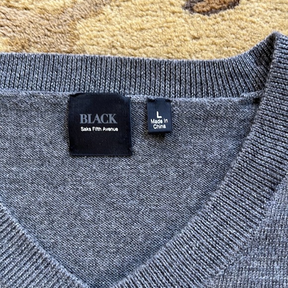 Men’s Saks Fifth Avenue 100% Wool Sweater L - Picture 2 of 4